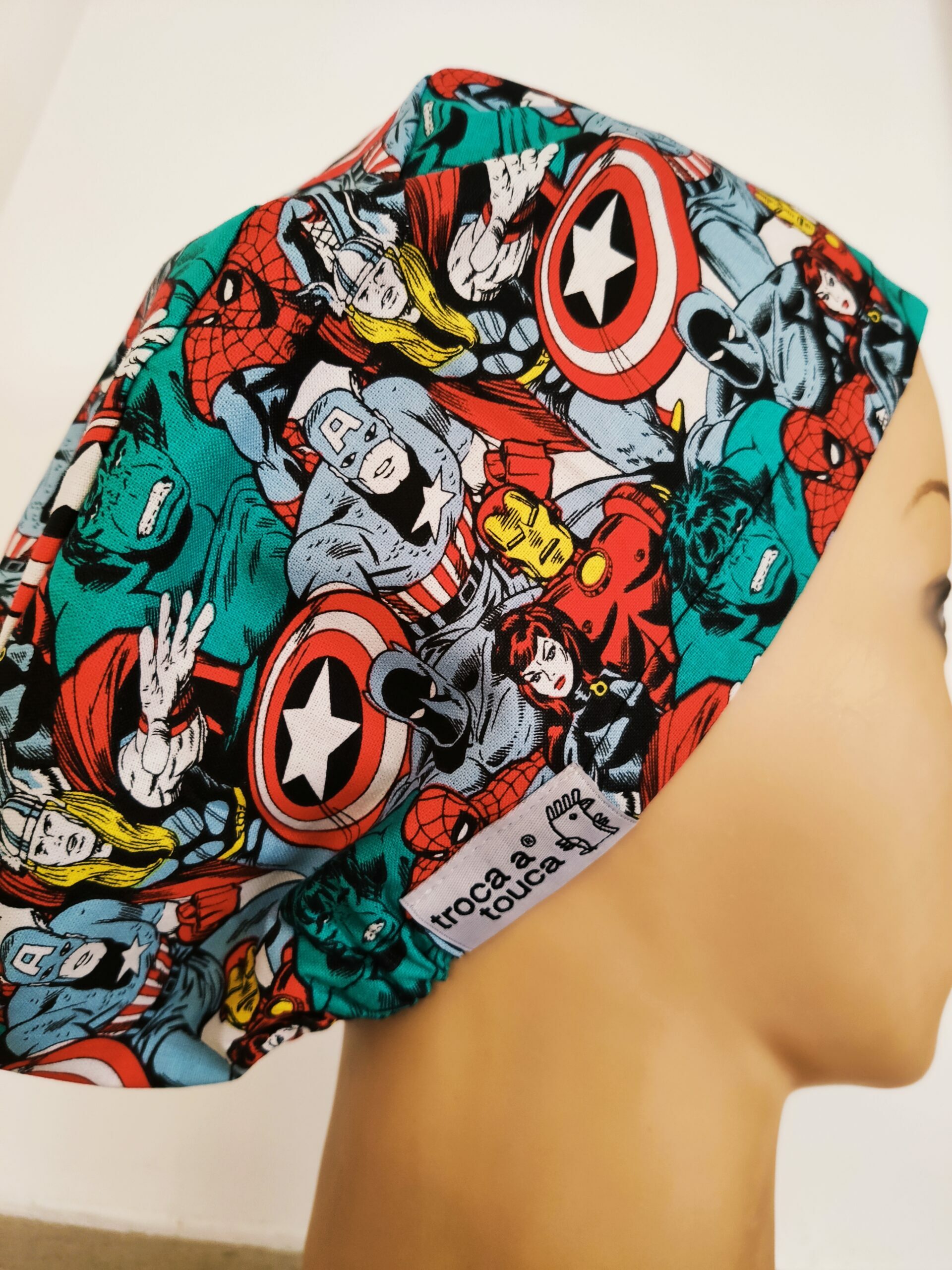 ESUPERHEROIS20.JPG Touca elástico super-heróis. Marvel.