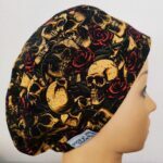 Touca cirúrgica caveiras elástico.