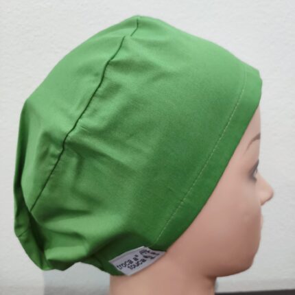 Touca cirúrgica lisa elástico. Verde.