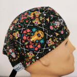 Touca cirúrgica caveiras fita. Caveiras.