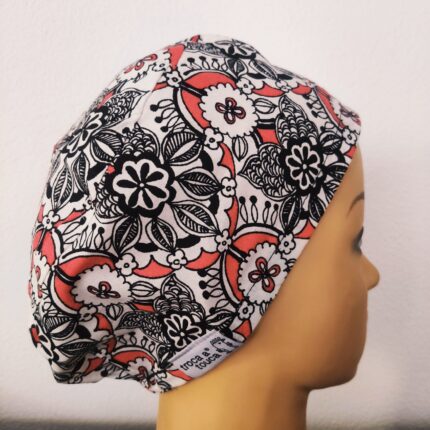 Touca cirúrgica floral elástico.